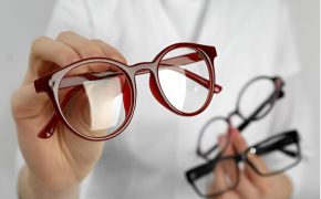 Sector Salud revela fecha de entrega de lentillas 2024 Sector Salud